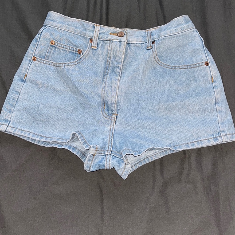 Revolt vintage mom highwaisted shorts